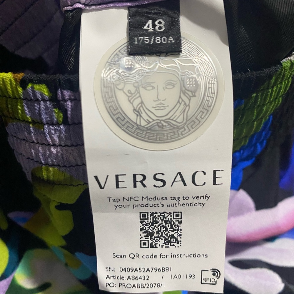 VERSACE VERSACE VERSACE - Picture 3 of 5